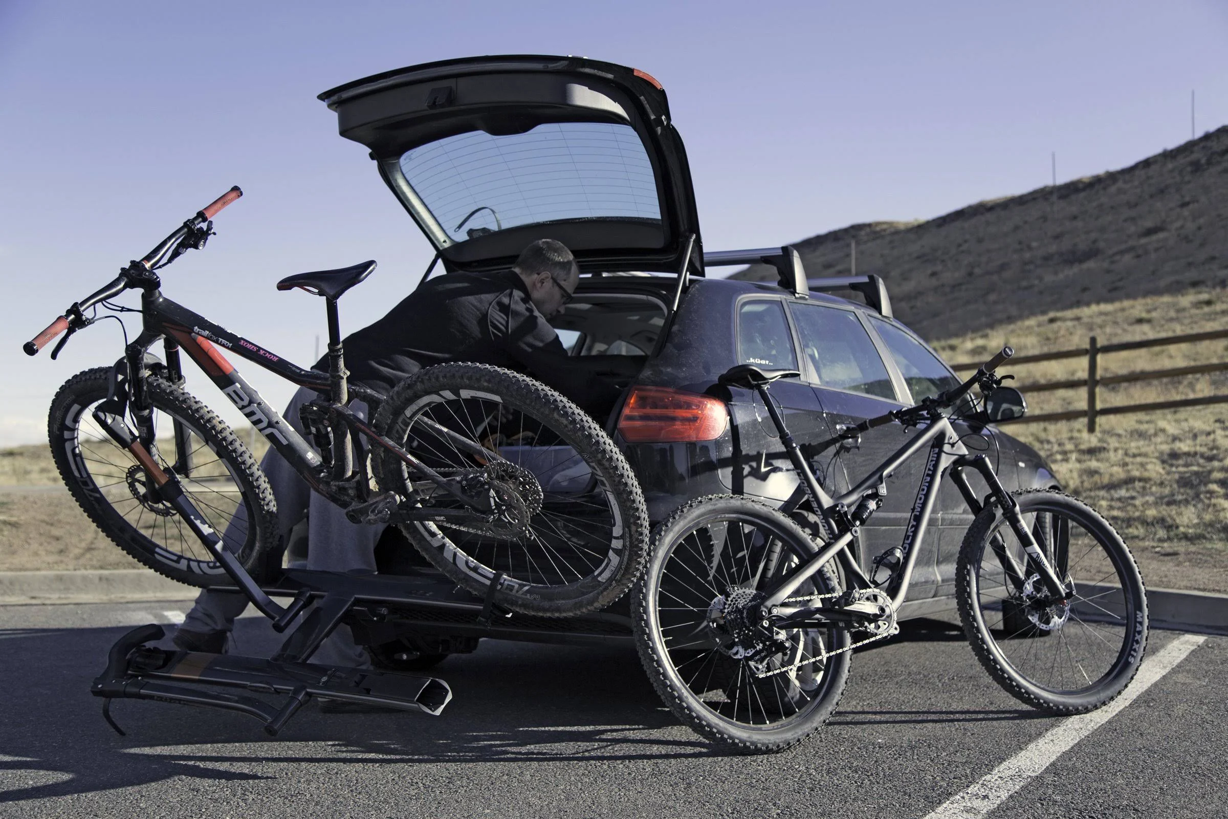 Kuat Sherpa 2.0 Bike Rack – 2″ Hitch – Gray